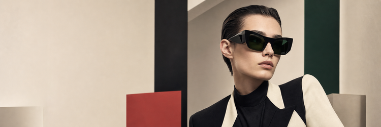 Banner editorial da coleção Prada com modelo usando óculos