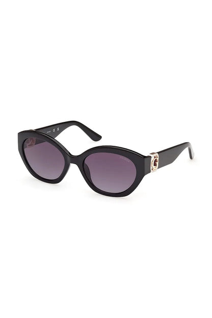 Óculos de sol Guess GU00104_5601B em vista 3/4 inclinada