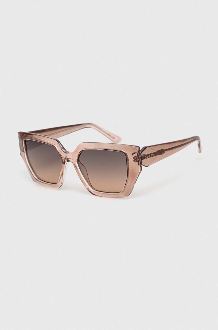 Óculos de sol Guess GU7896_5347F em vista 3/4 inclinada