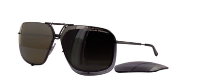 Porsche Design P8928 65A — vista 3/4 da variante exata
