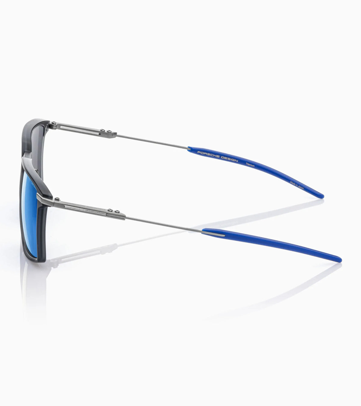 Porsche Design P8986 55D264 — vista lateral da variante exata